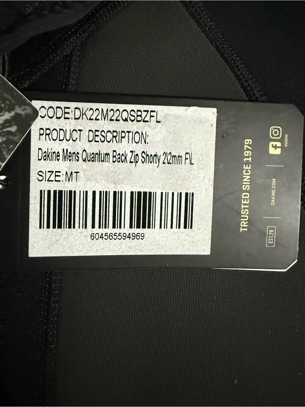 NWT Flaw DAKINE Quantum 2/2 Shorty Wetsuit MT